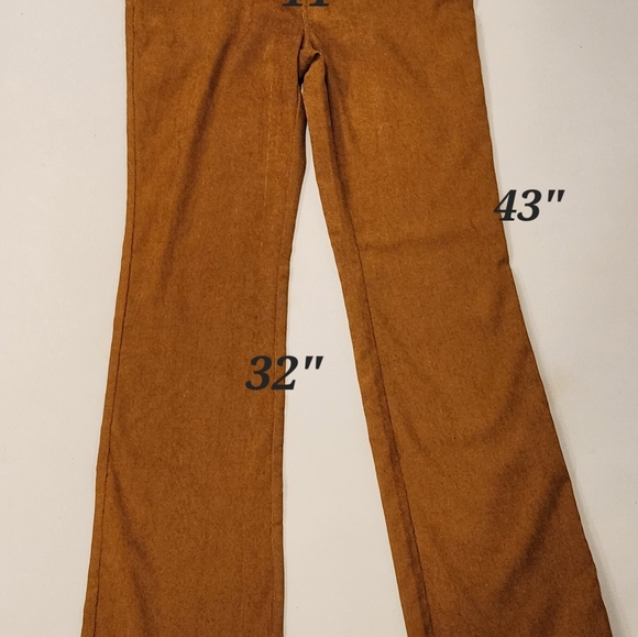 Mariloup Wolfe camel corduroy flare pants - Picture 2 of 6